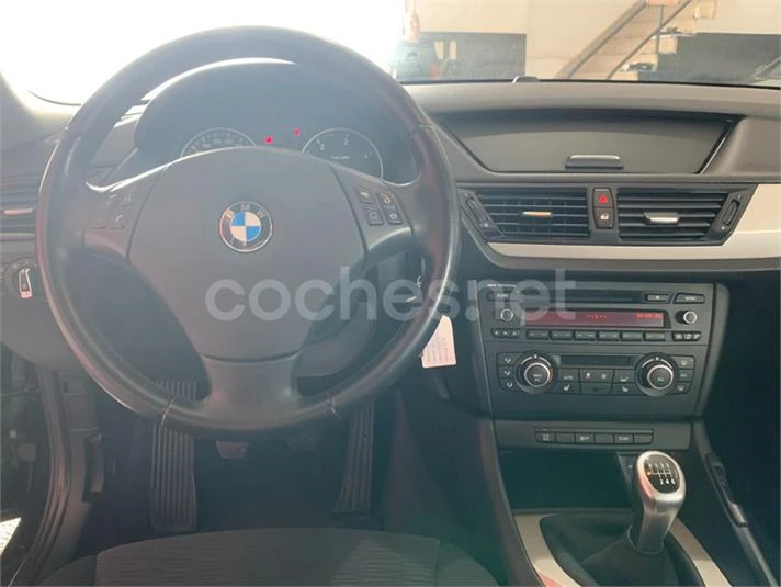 BMW-X1-sDrive18d-5p-