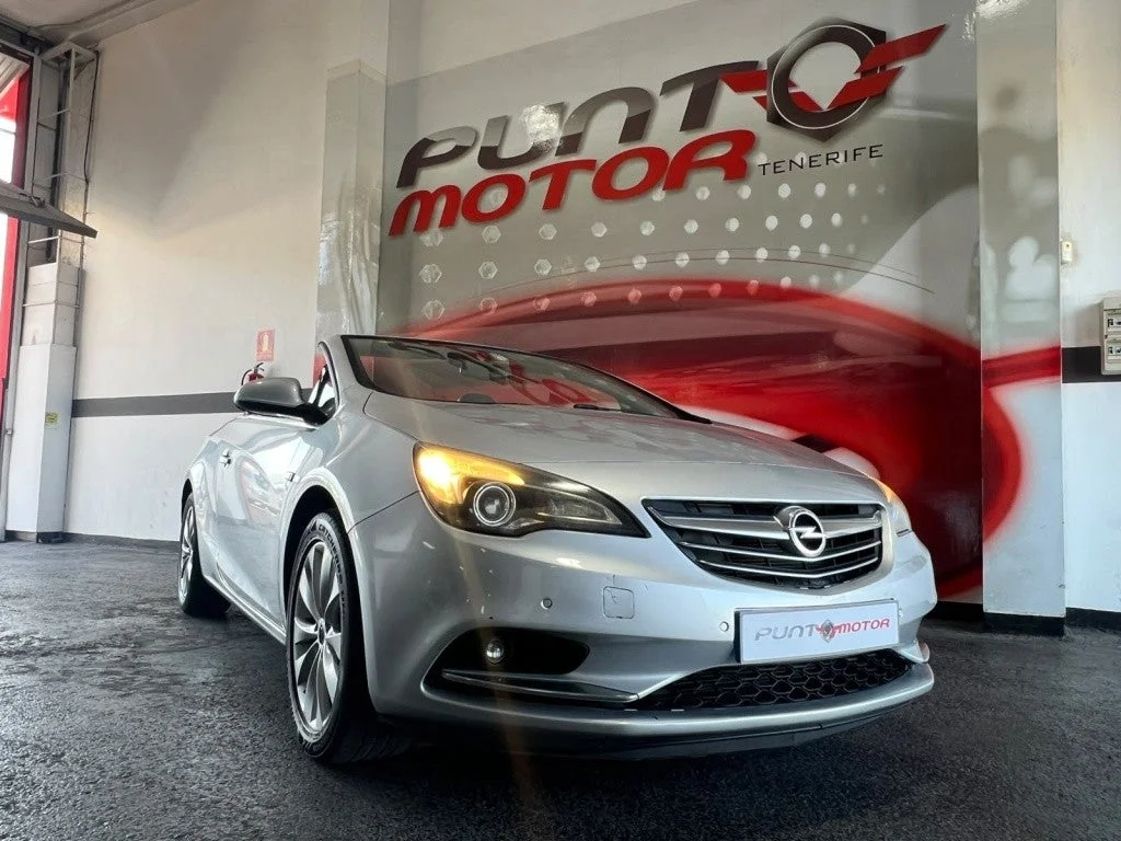 OPEL Cabrio Descapotable  Automático de 3 Puertas - Imagen 1