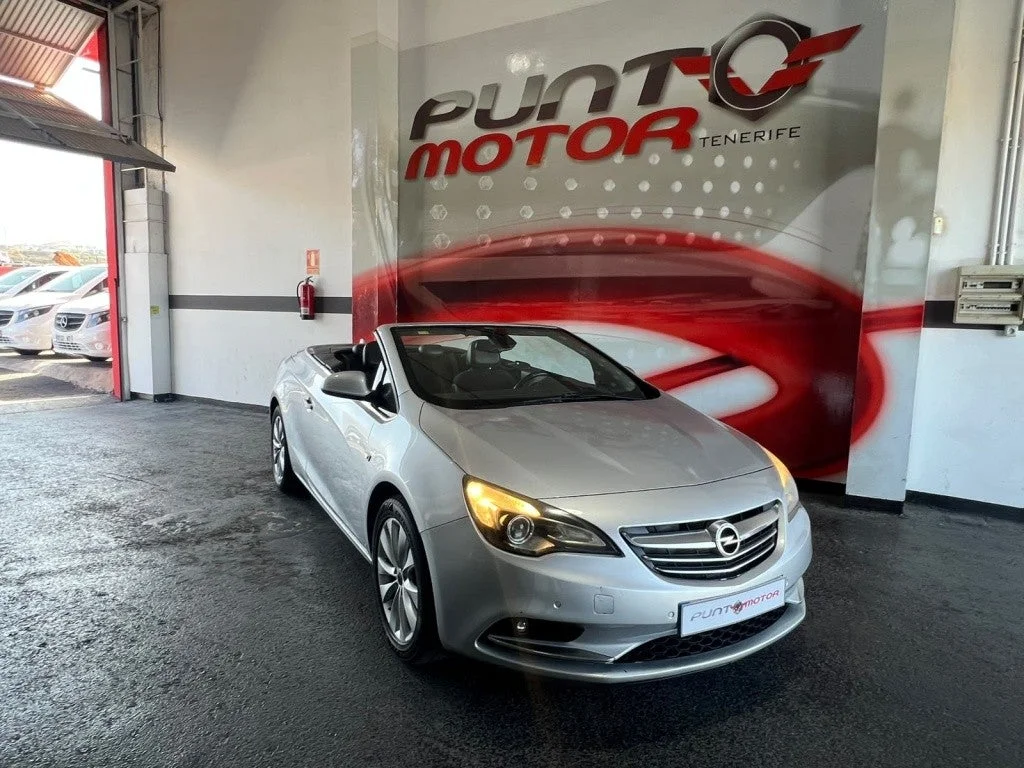 OPEL Cabrio Descapotable  Automático de 3 Puertas - Imagen 3