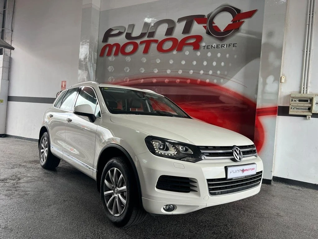 VOLKSWAGEN Touareg 3.0TDI V6 BMT Premium TerrainTech 245 Tip. - Imagen 1